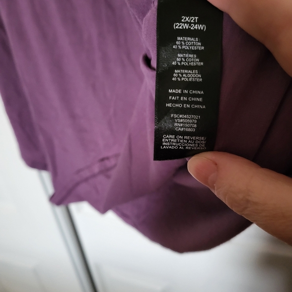 Ladies 2xl relaxed fit scoop neck tshirt - Picture 3 of 4